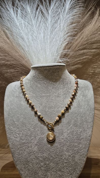 Naszyjnik z naturalnych kamieni