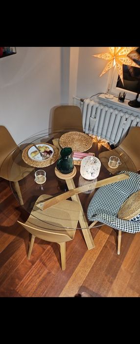Stół drewniany szklany blat