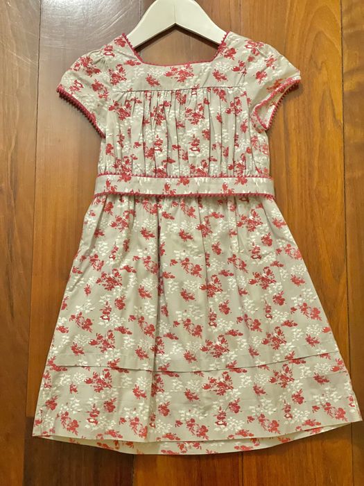 Vestido menina Neck Neck tamanho 4 / 5
