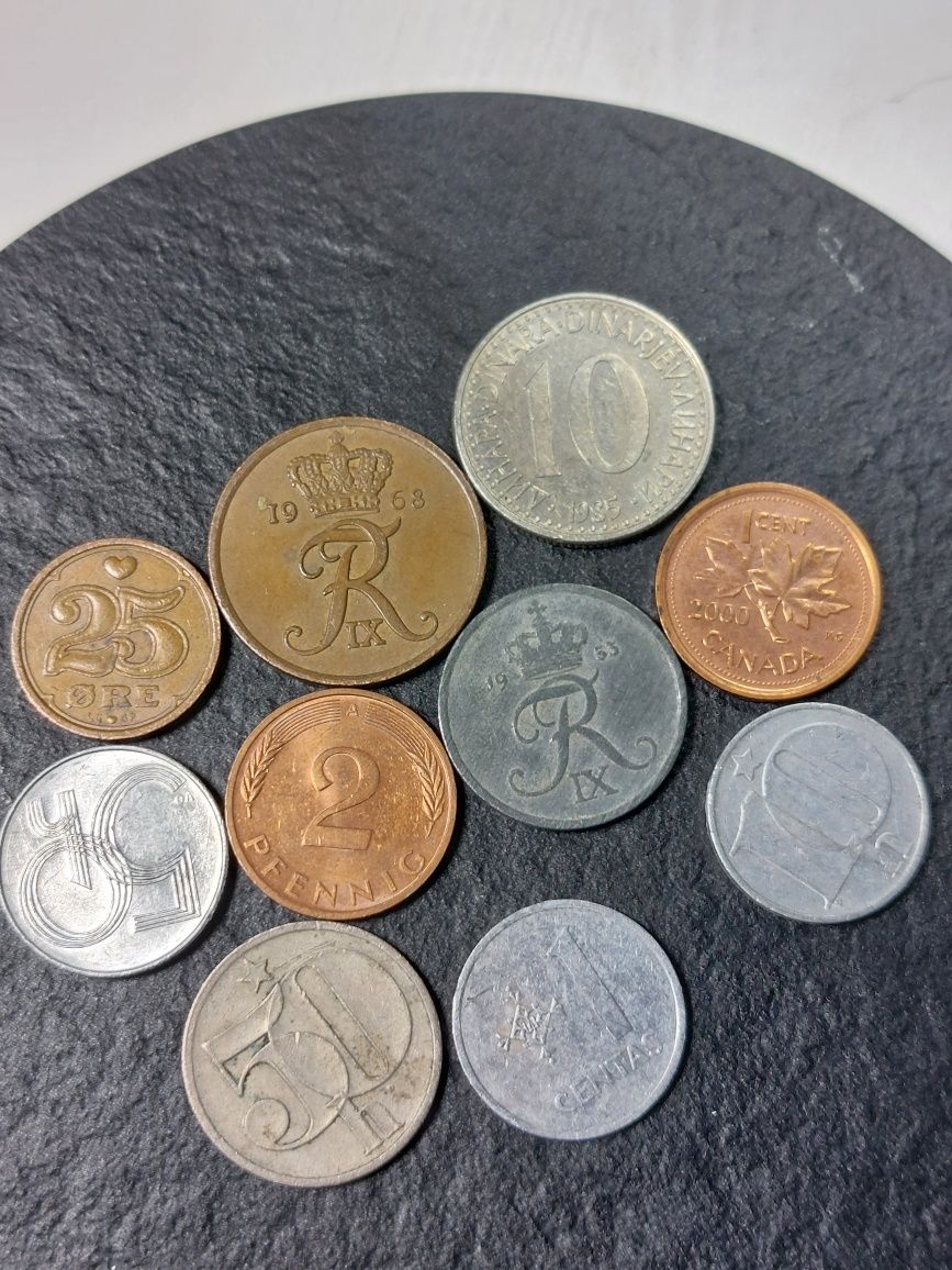 Zestaw różnych starych monet zbiór moneta kolekcja