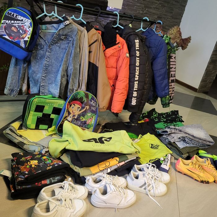 Sprzedam ubrania, kurki, buty czapki dla chłopca rozm. 128-134cm