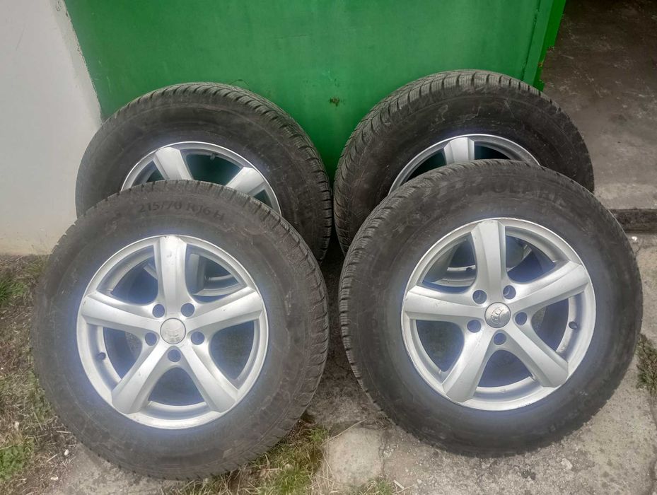 Opony 215/70 16 z felgami Hyundai ix35