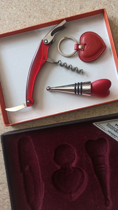 Akcesoria winiarskie. Nowe