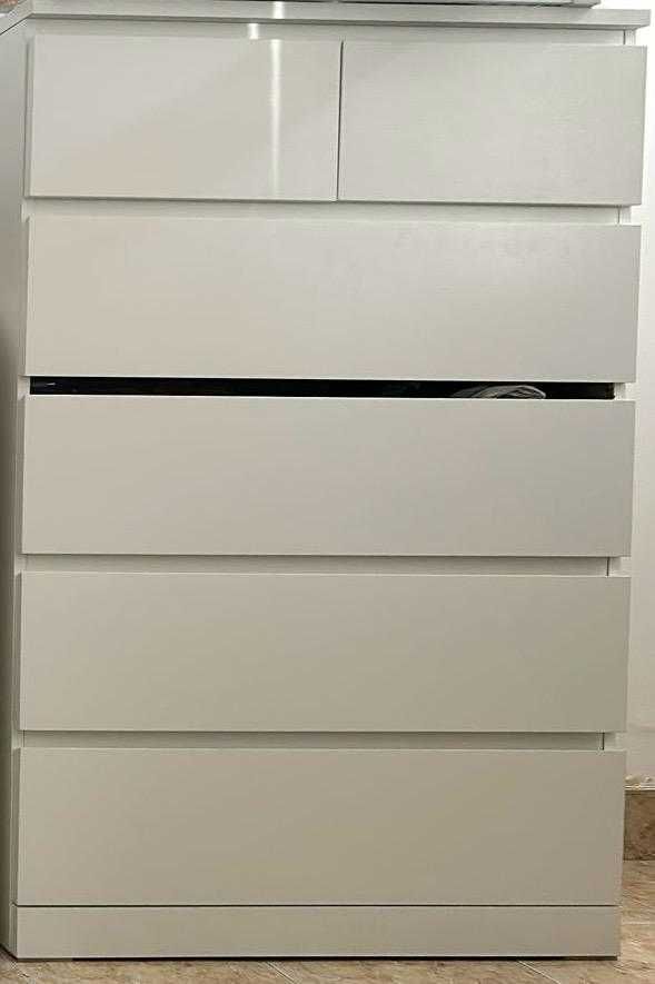 Cómoda IKEA MALM 6 gavetas - Branco (usada)