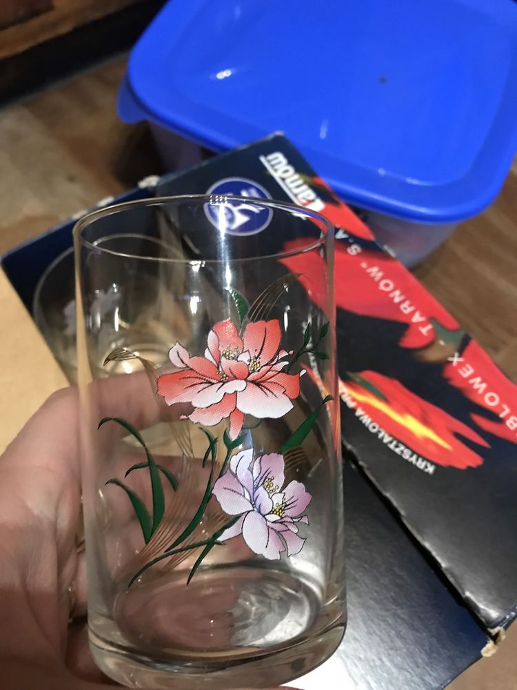 PRL szklanka 6 szt z kwiatami huta szkla Tarnow nowe w pudelku
