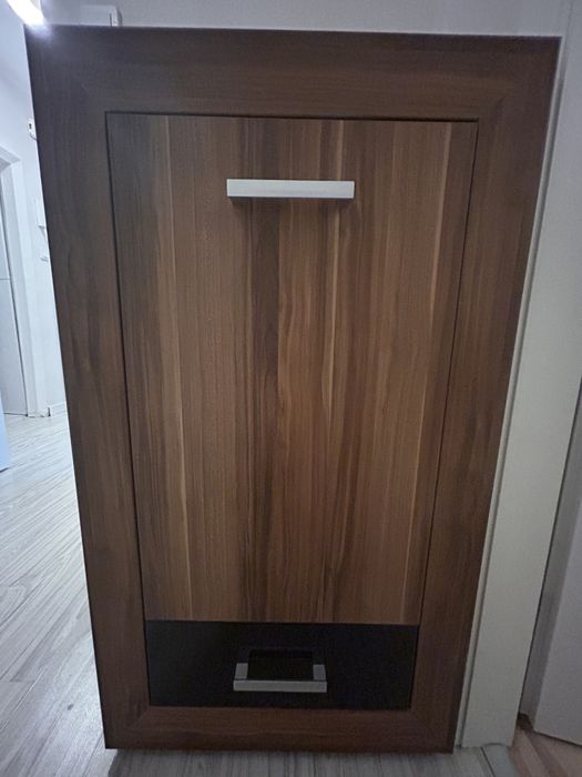 Meble do salonu ciemne drewno