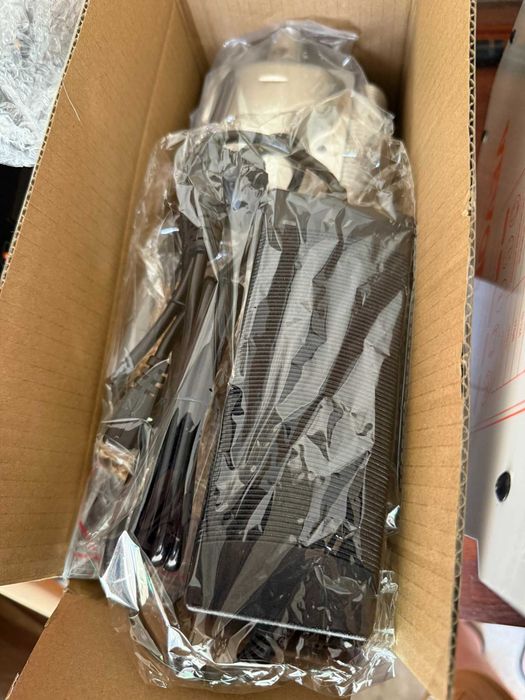 Nagrzewnica webasto Vevor z bluetooth 2 kW z zasilaczem 230v camping