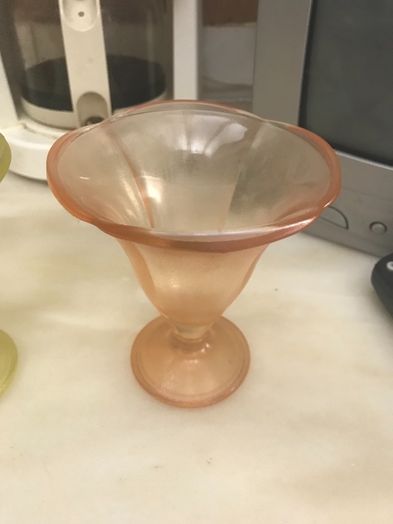 Taças (copos) em vidro fosco para sobremesa ou cocktail