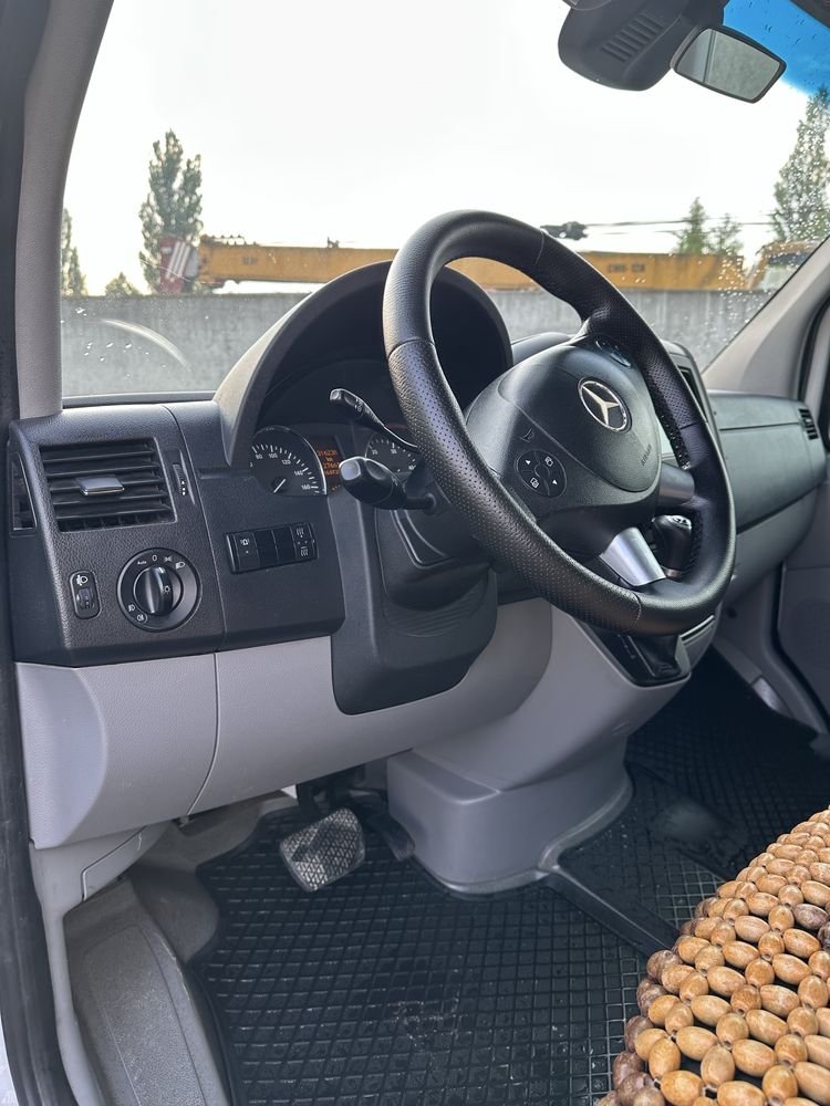 Mercedes Sprinter 319 Екстра Лонг