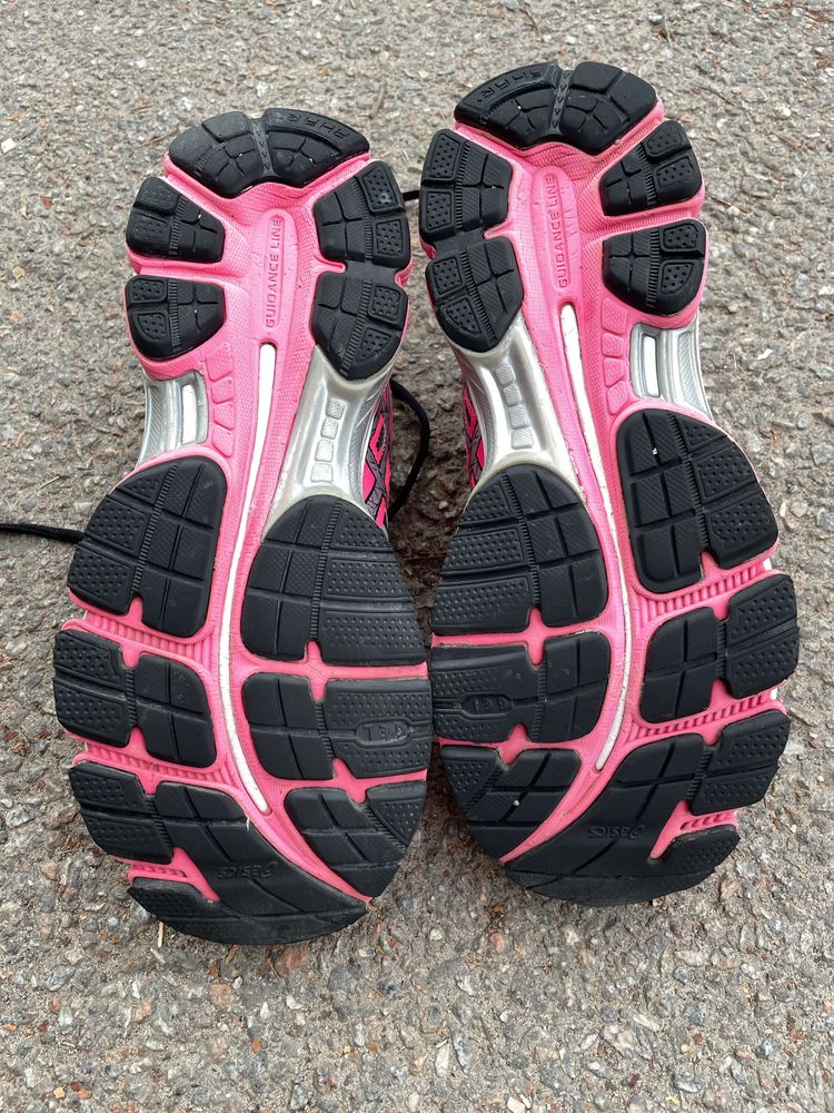 Кросівки бігові  Asics Gel Nimbus 15