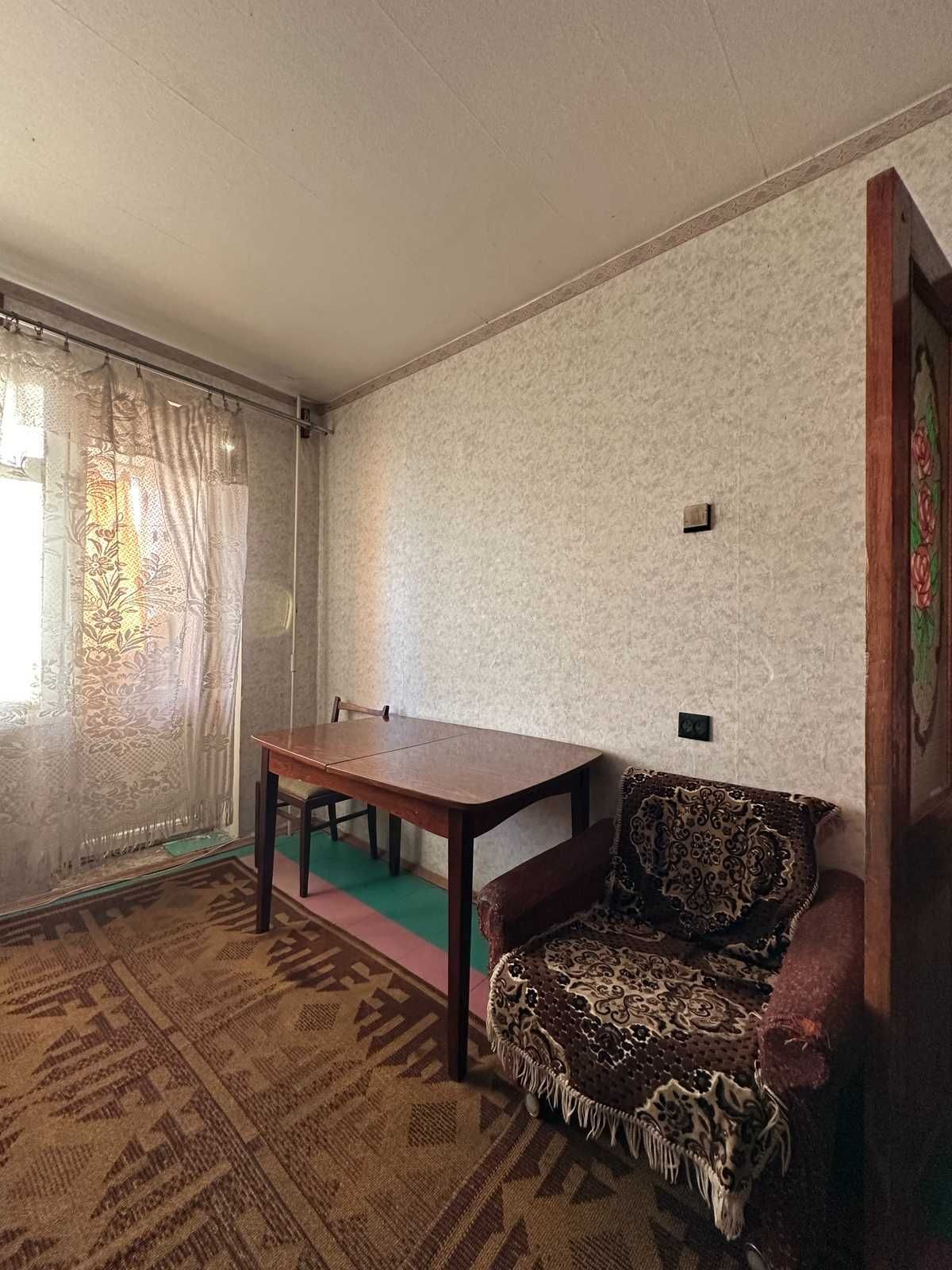 Продам 2 комнатную квартиру на Гидропарковой. ж/м Парус. Отличная цена