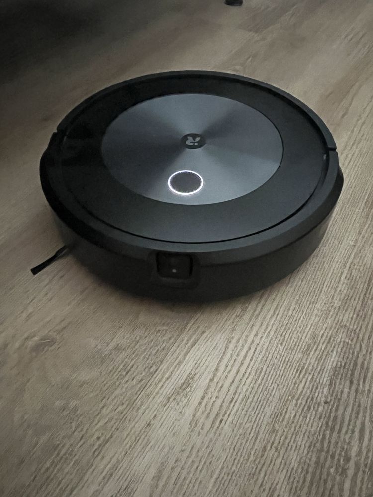 irobot roomba j5+ robot vacuum