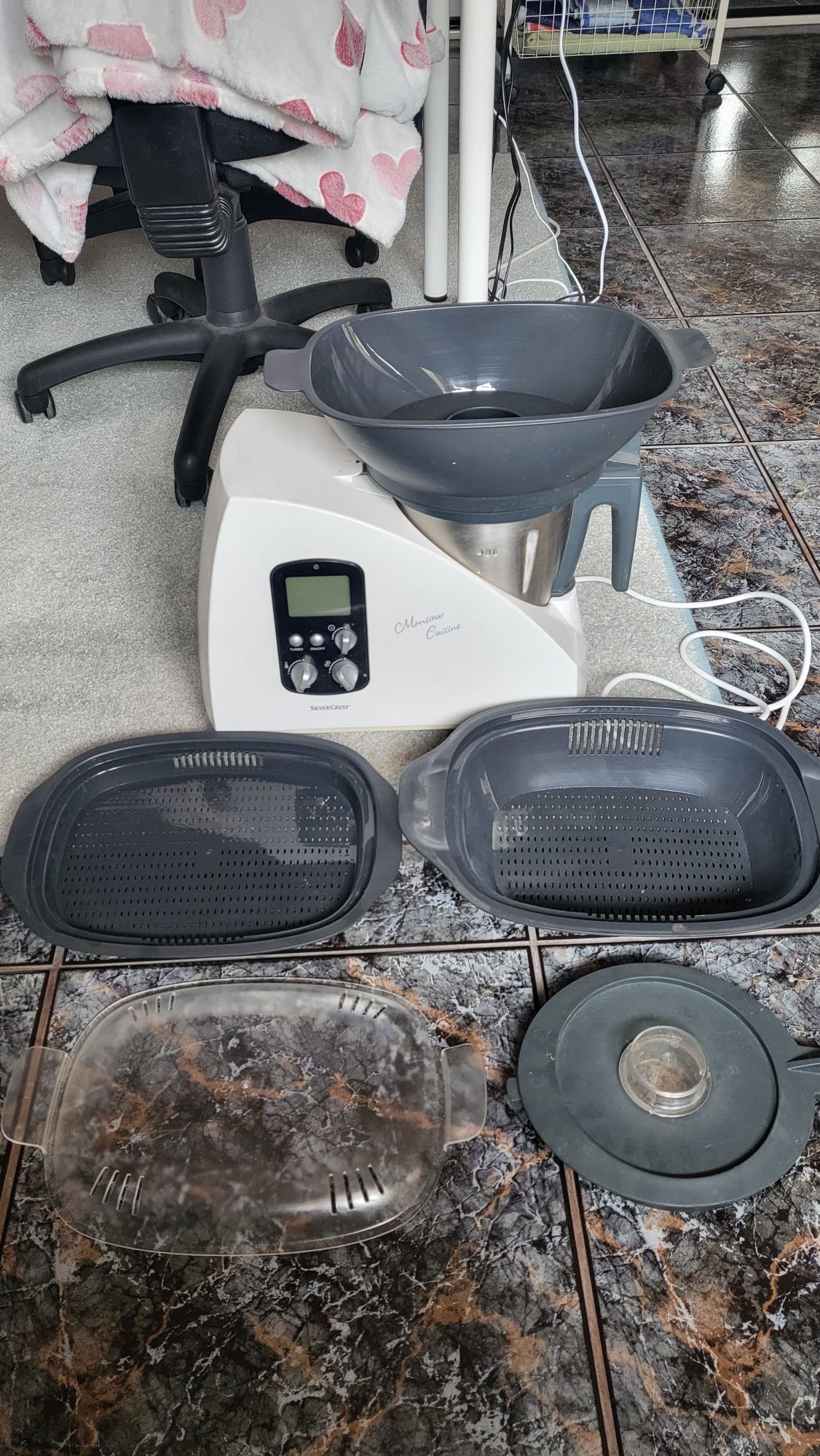 Robot kuchenny Mounsier