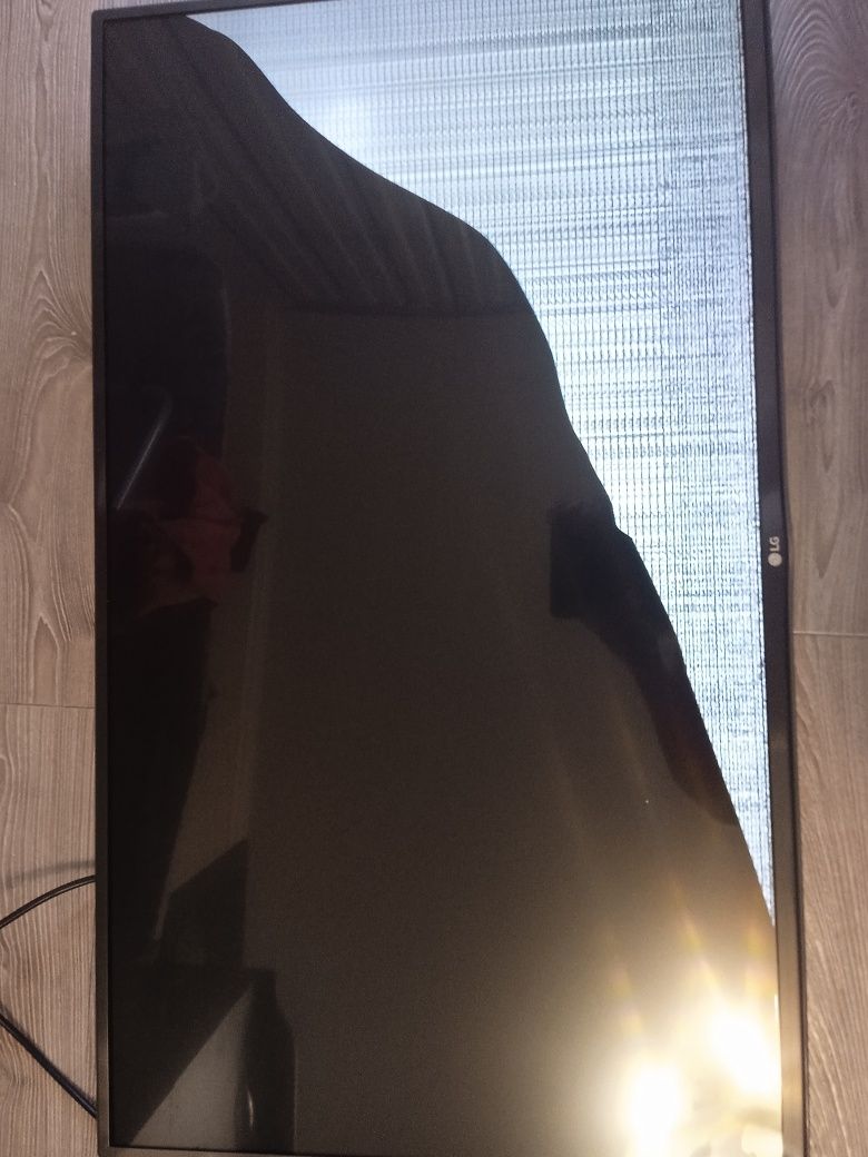 Бу телевізор LG 42  з 3D.