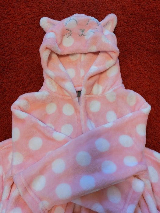 Szlafrok dziewczęcy 122/ 128 bdb/ jak nowy