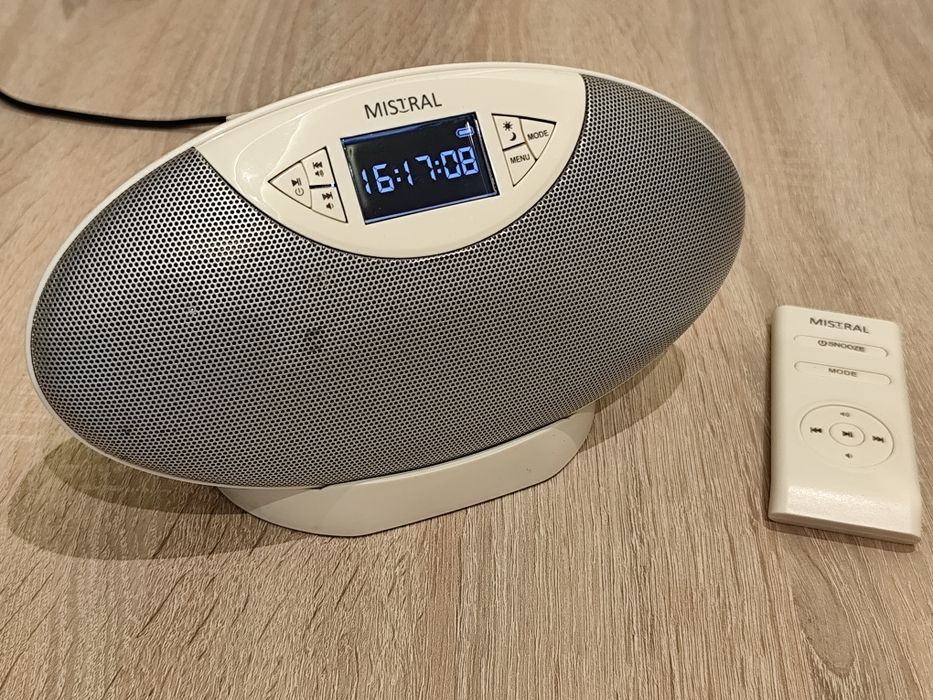 Radio cyfrowe, bezprzewodowe Mistral MP3 FM USB SD pilot