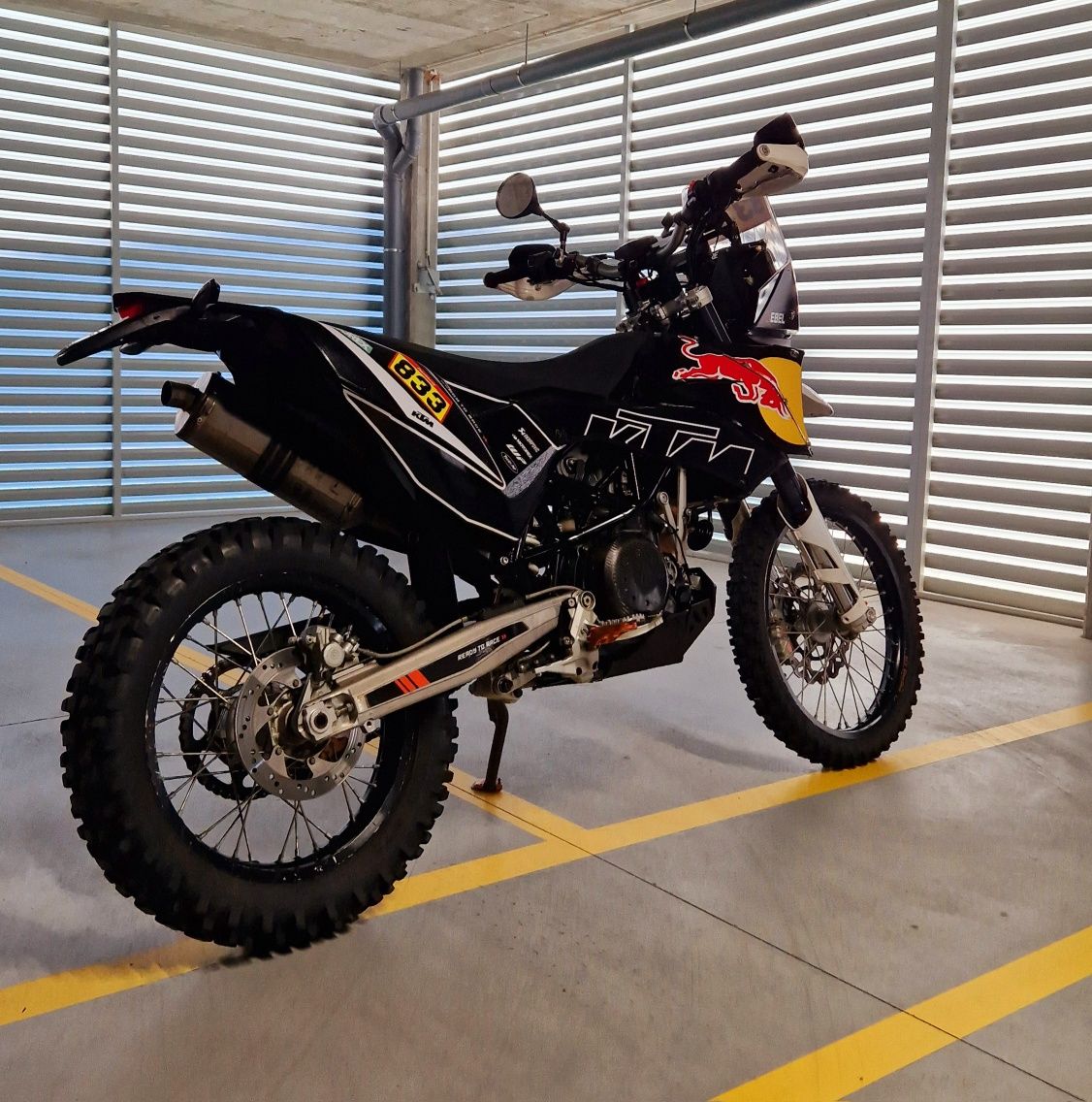 KTM 690   Enduro