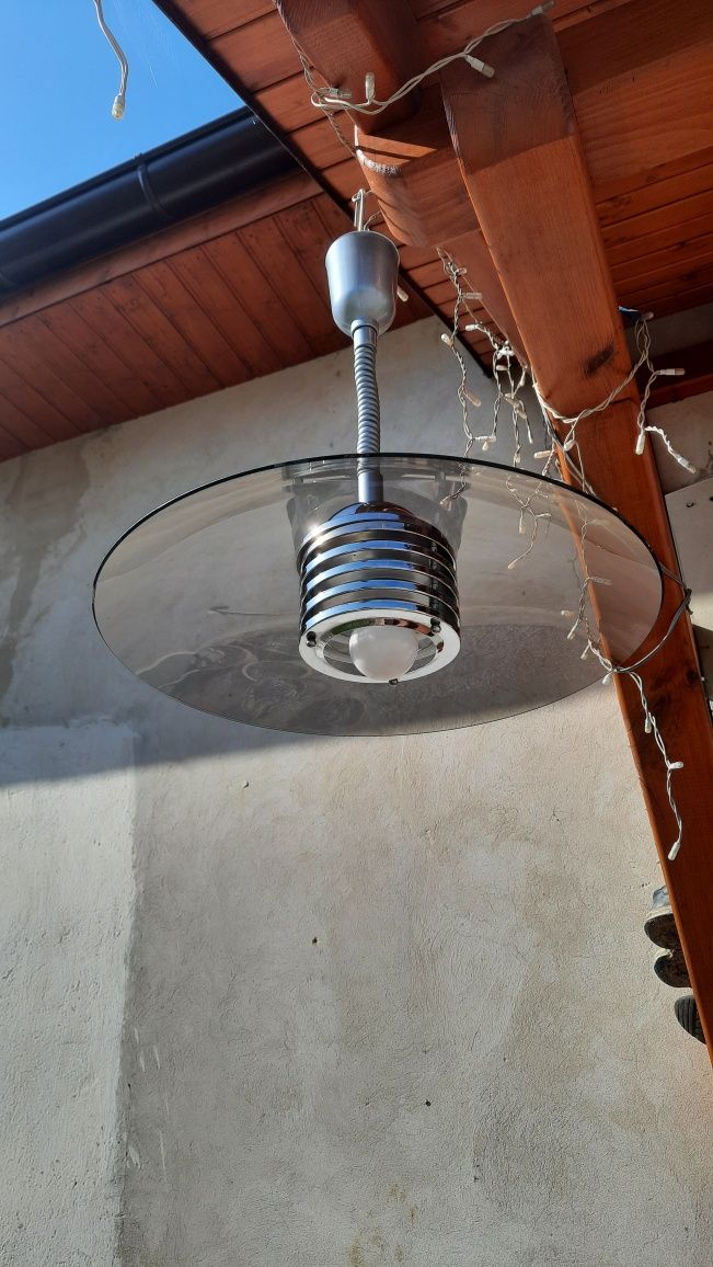 Lampa sufitowa-regulowana wysokość