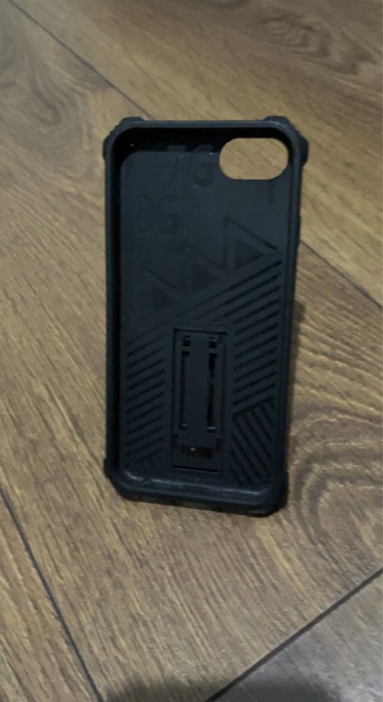 Etui iphone 7/8 mało używane