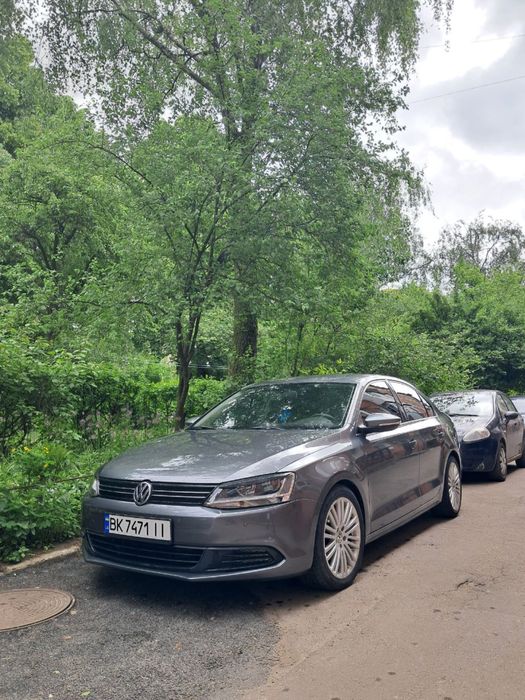 Продам Сімейне Авто Фольцваген джета 6