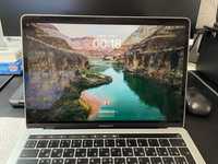 MacBook Pro 13 2019 A1989 8/256/i5 2,4