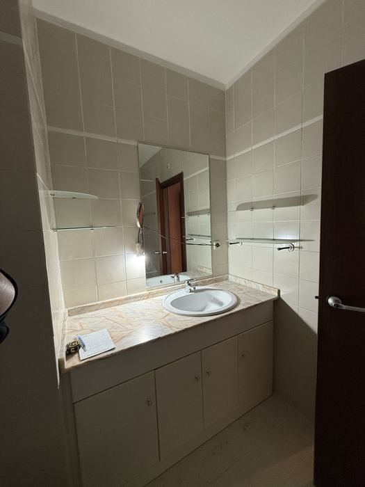 Ofereço movel WC a quem retirar