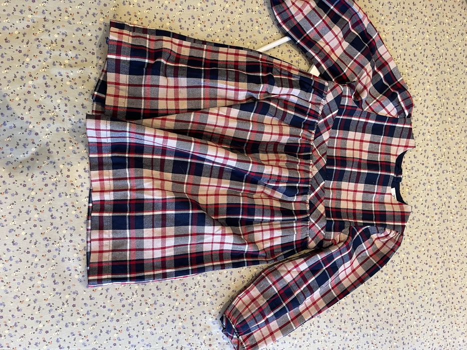 Vestidos de menina 4/5 anos da marca zippy e zara