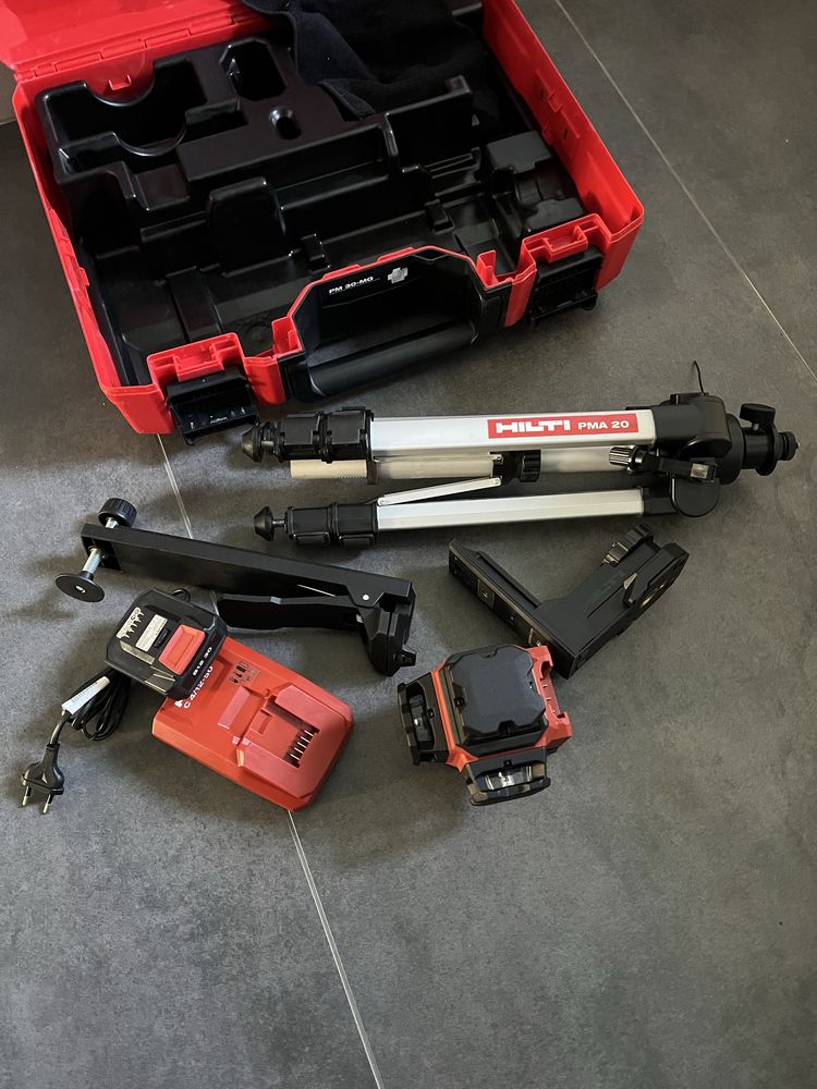 Лінійний лазерний нівелір Hilti PM 30-MG  3D