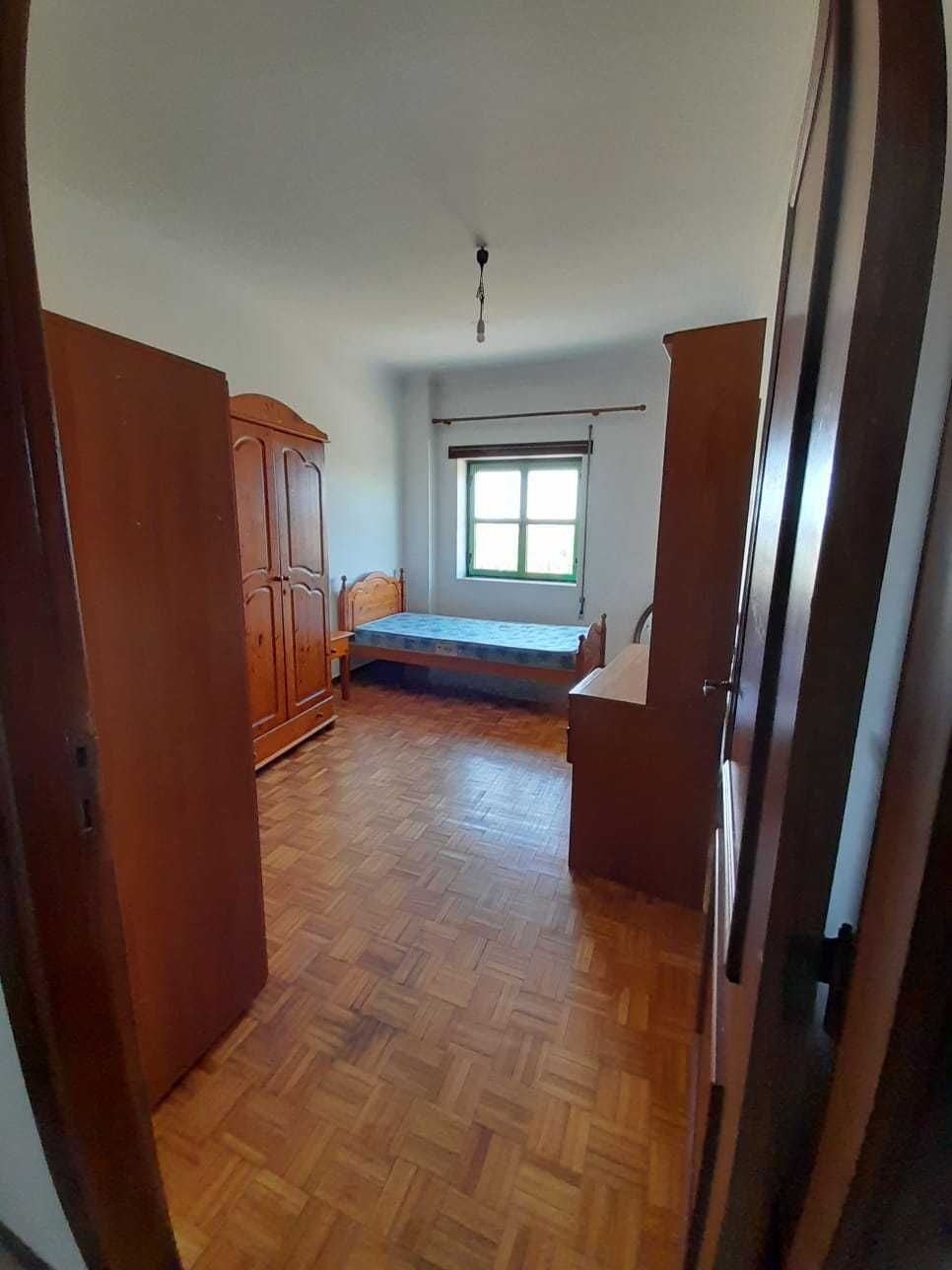 Quartos - Estudantes - junto ao Ipg