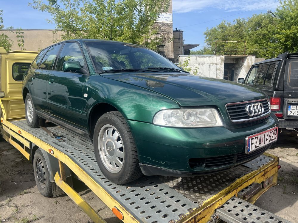Audi a4 avant 1.8 benzyna do naprawy