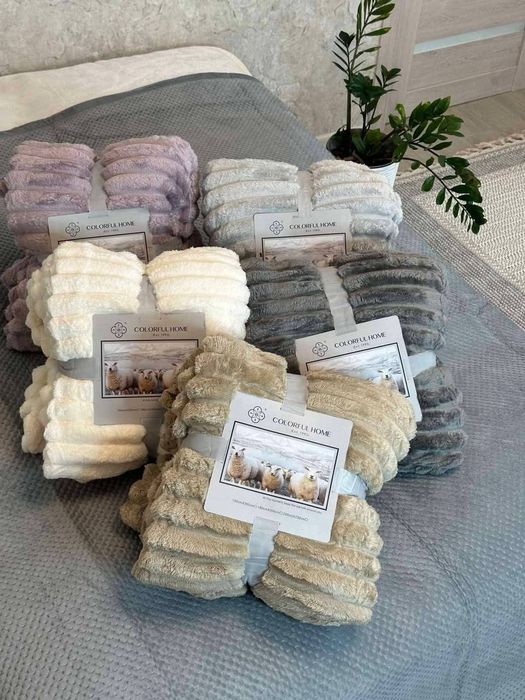 Тепле покривало на овчині