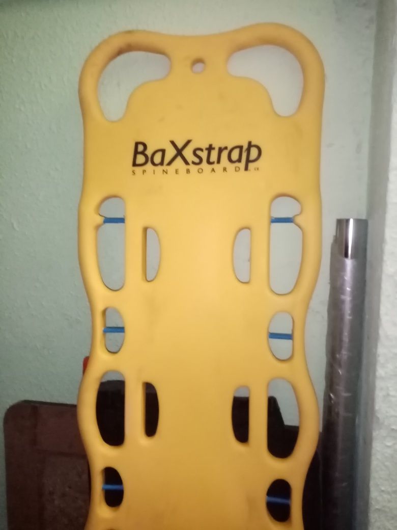 Спиной щит Lаerdal BaXstrap Spineboard