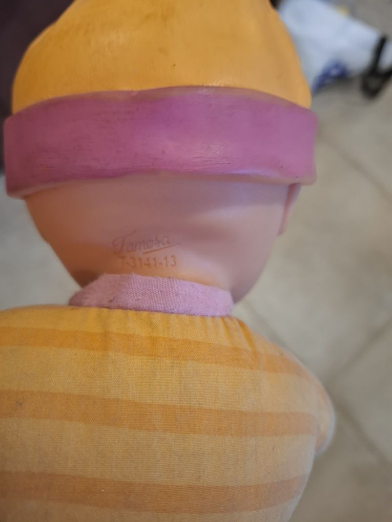 Boneco nenuco e cadeira