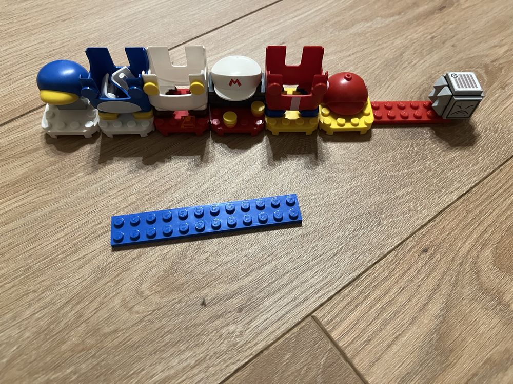 Lego Mario zestawy i ubranka
