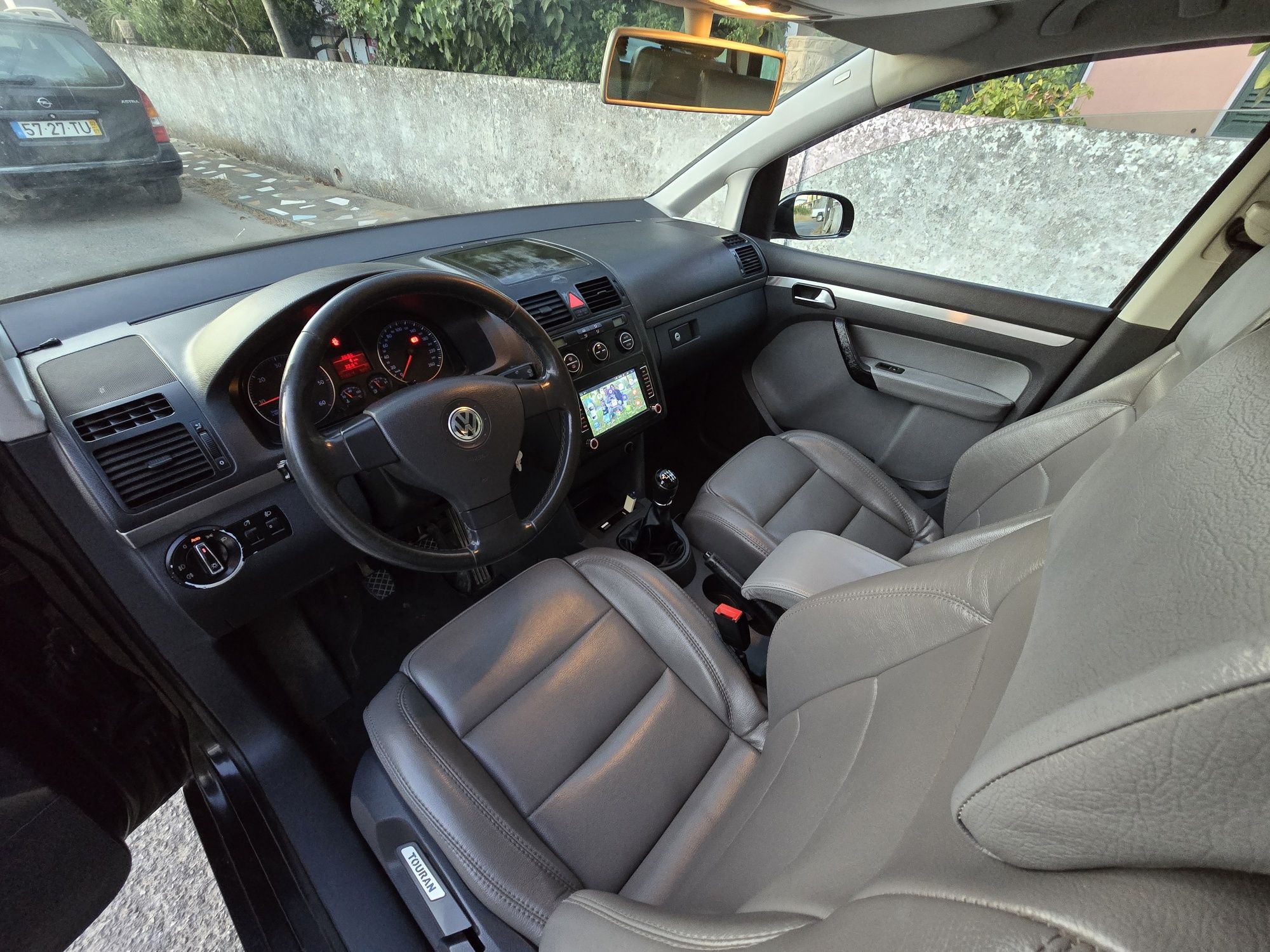 O carro está em excelentes condições