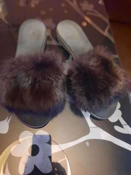 Klapki Badura 40 z futerkiem