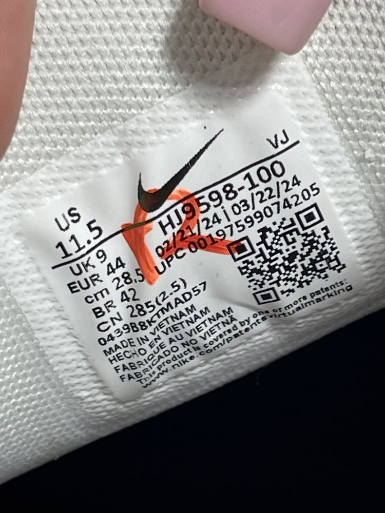 Оригінал Кросівки Nike  P-6000 HJ9598 оригинал найк 44 сірі червоні