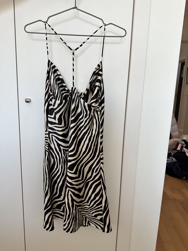 Vestido padrão zebra