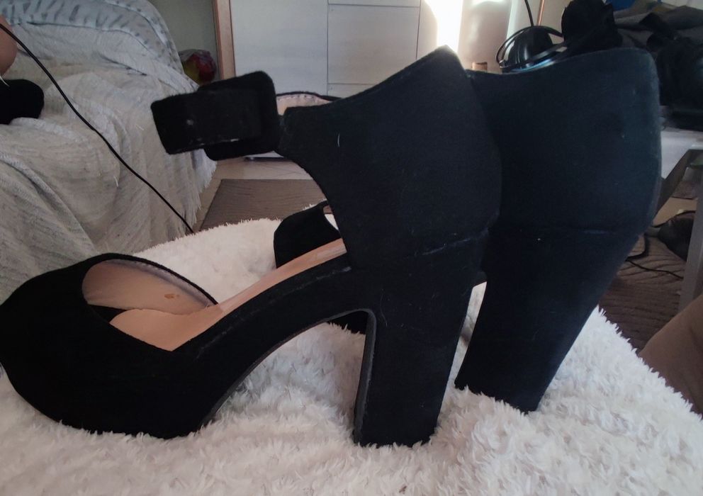 Sapato sandália preto camurça 36