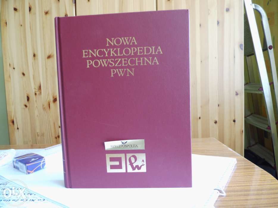 Sprzedam 8-tomową Encyklopedię Powszechną PWN