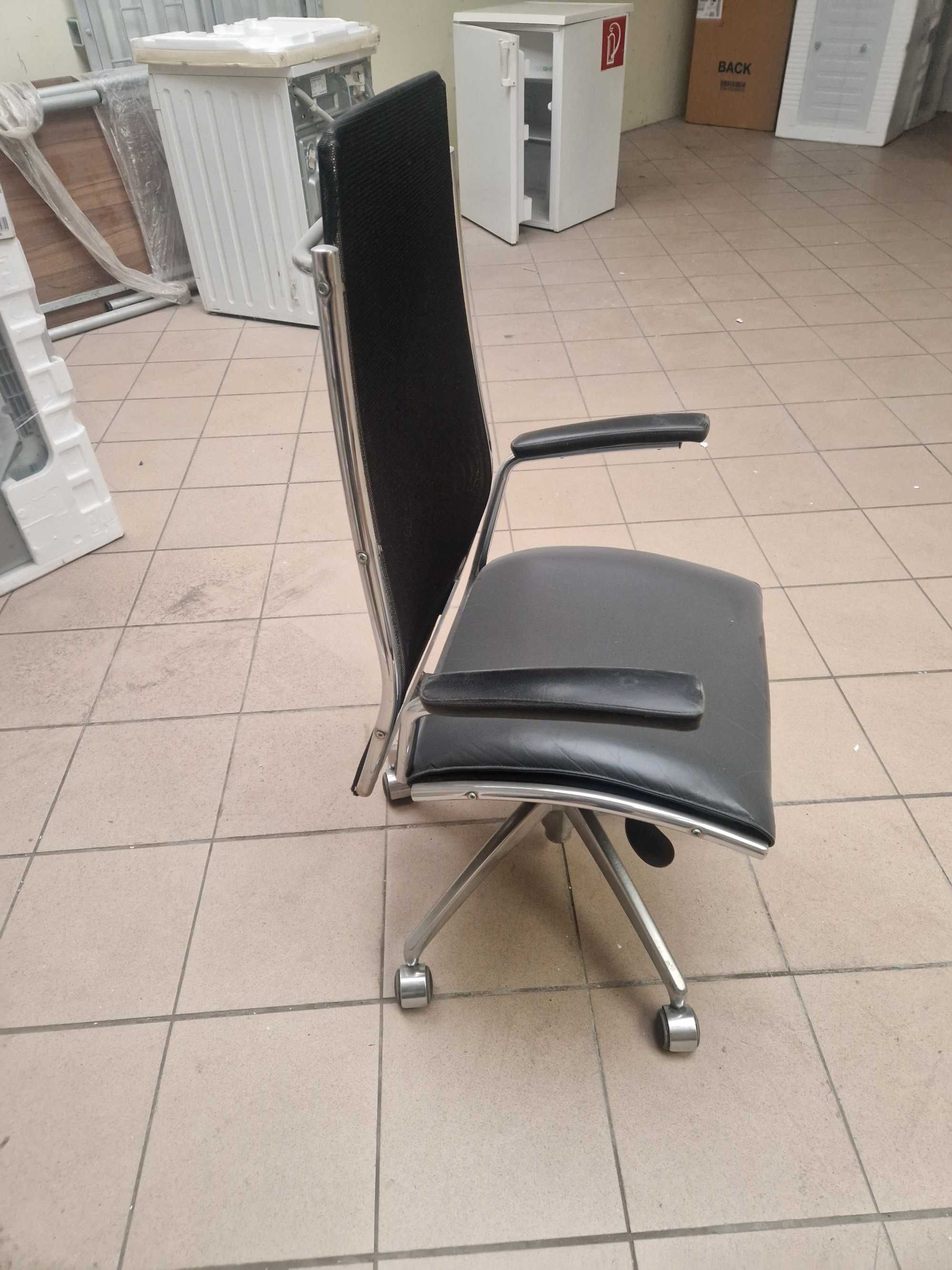 Fotele Biurowe 3 różne rodzaje