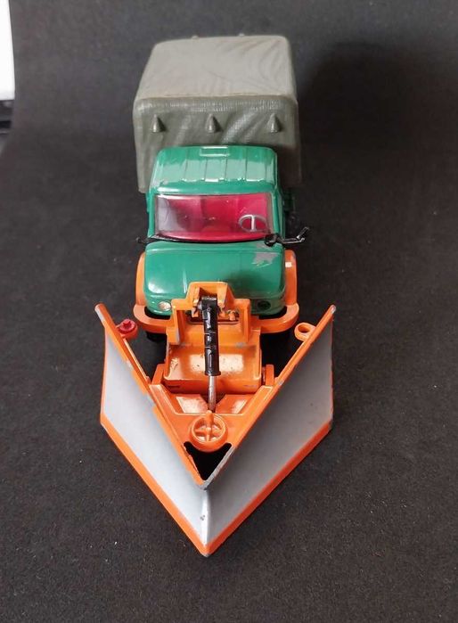 Corgi Toys Unimog Limpa-Neves