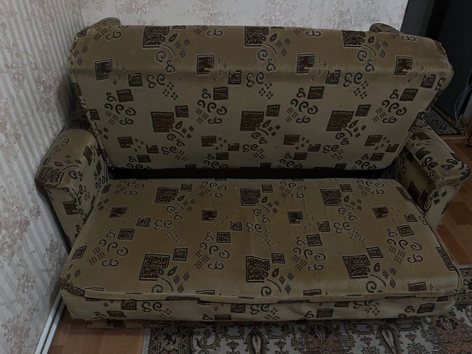 Диван і 2 крісла роздвижні