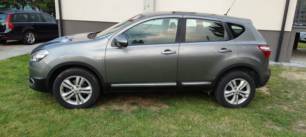 Nissana qashqai 1.6 benzyna  lift sprowadzony opłacony