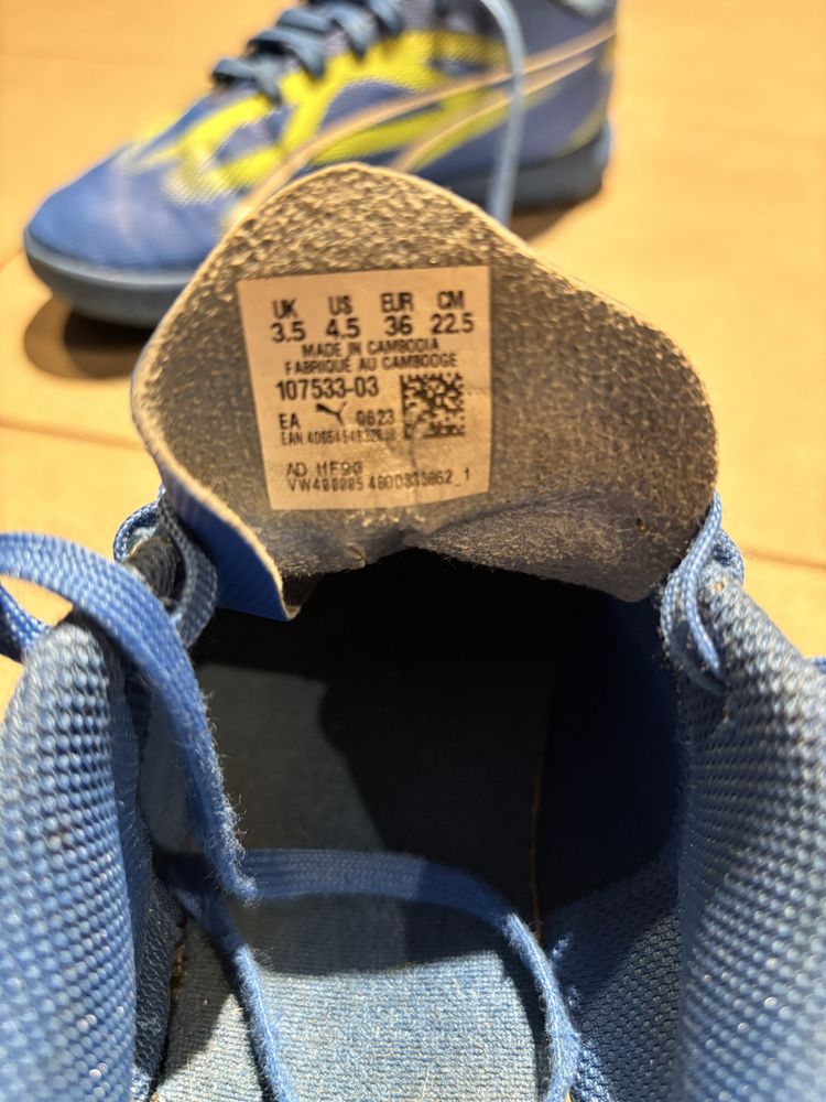 Buty do piłki nożnej turfy Puma rozmiar 36