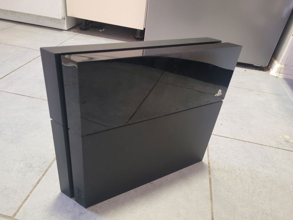 Ps4 100% sprawna komplet Poznań
