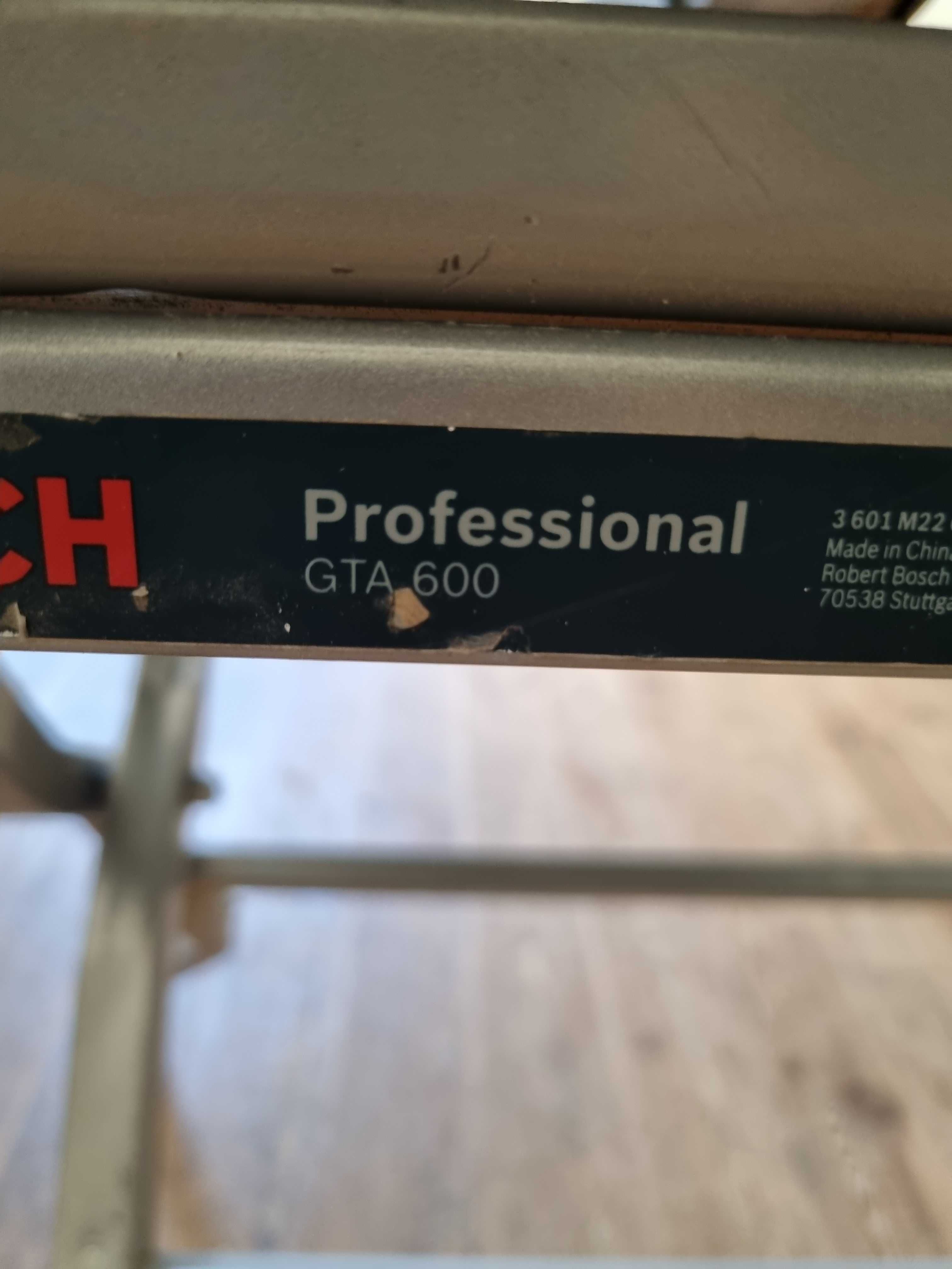 Piła Stołowa Bosch Profesional  GTS 10 J + Stół Roboczy  Bosch GTA 600
