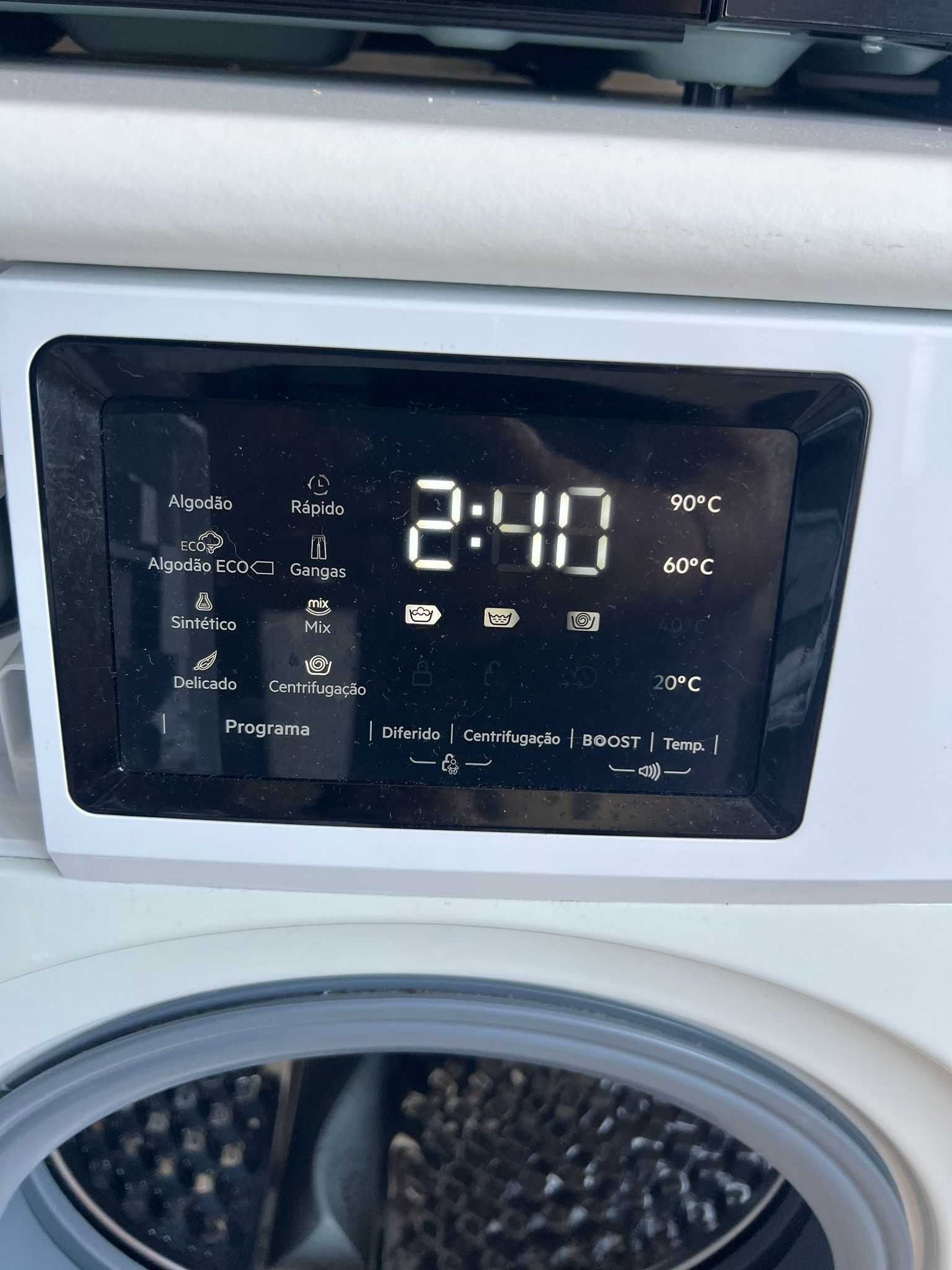 Máquina Lavar Roupa Becken 8KG