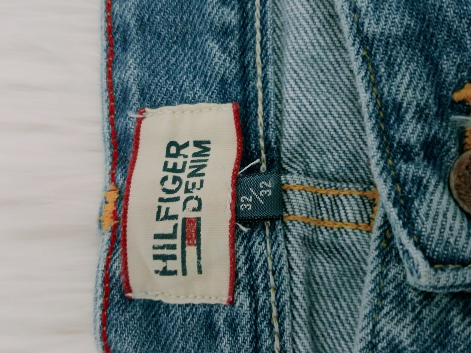 Spodnie męskie w rozmiarze 32 firmy Hilfiger