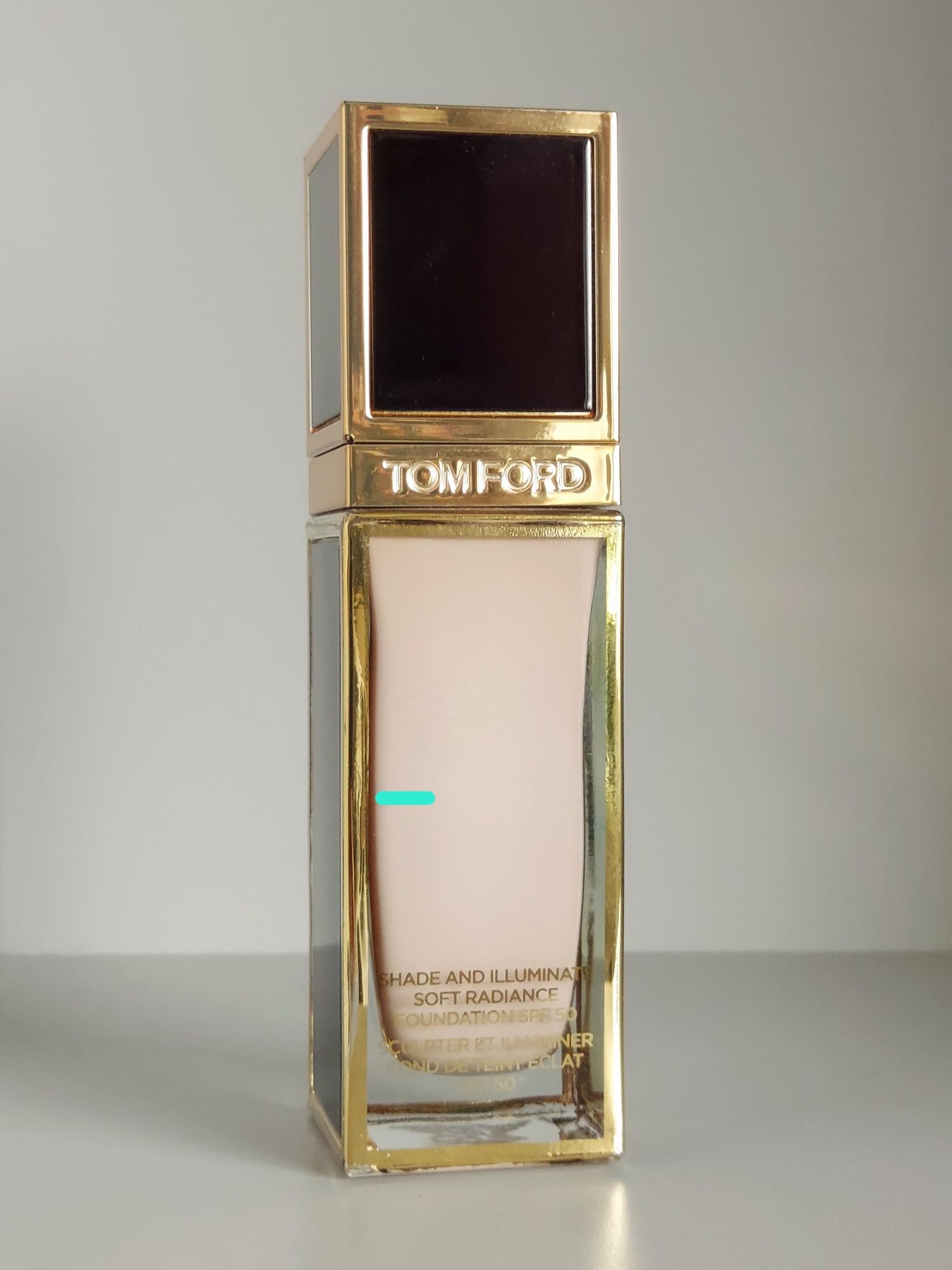 Podkład Tom Ford Shade & Illuminate Soft Radiance Foundation 1.4 Bone
